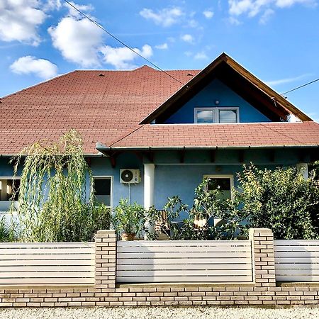 Casa Galliera - Apartment Кестели Екстериор снимка